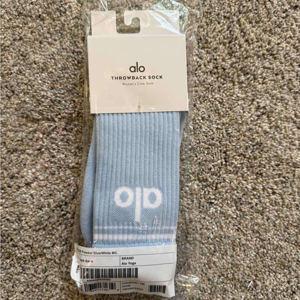 ALO Yoga Powder Blue Crew Socks
